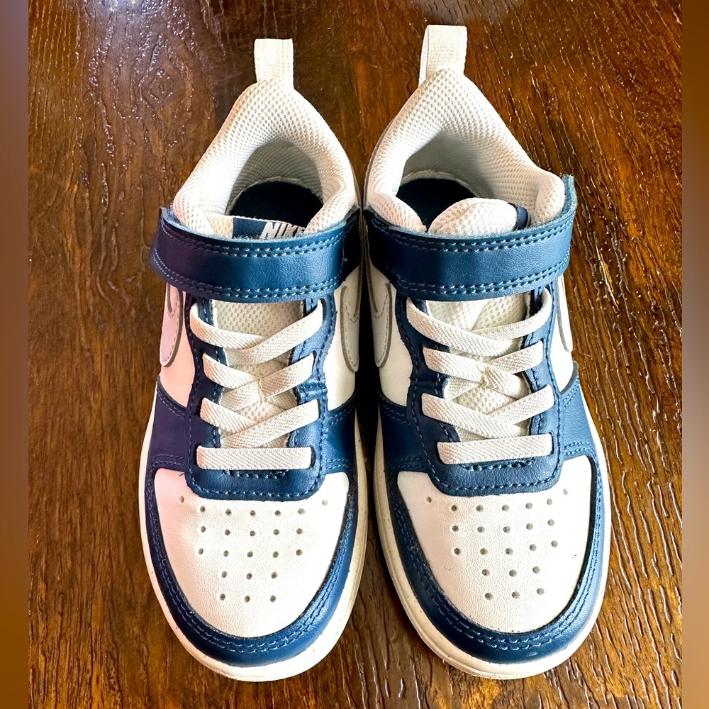 Nike Court Borough 2 Low